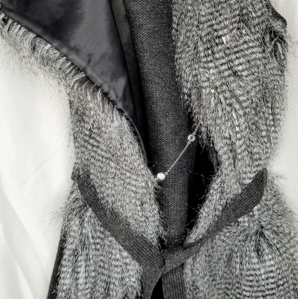 Fur vest